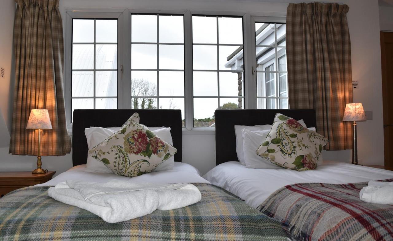 Three Horseshoes Country Inn Barry Luaran gambar