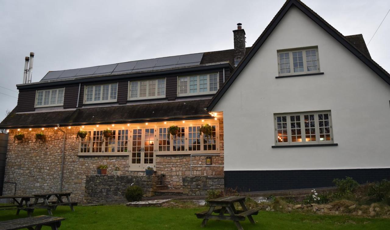 Three Horseshoes Country Inn Barry Luaran gambar