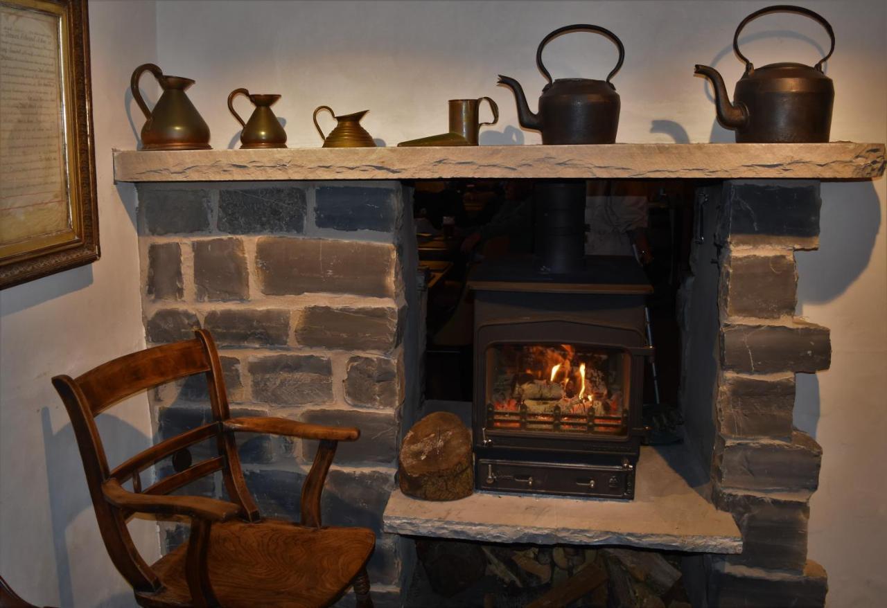 Three Horseshoes Country Inn Barry Luaran gambar