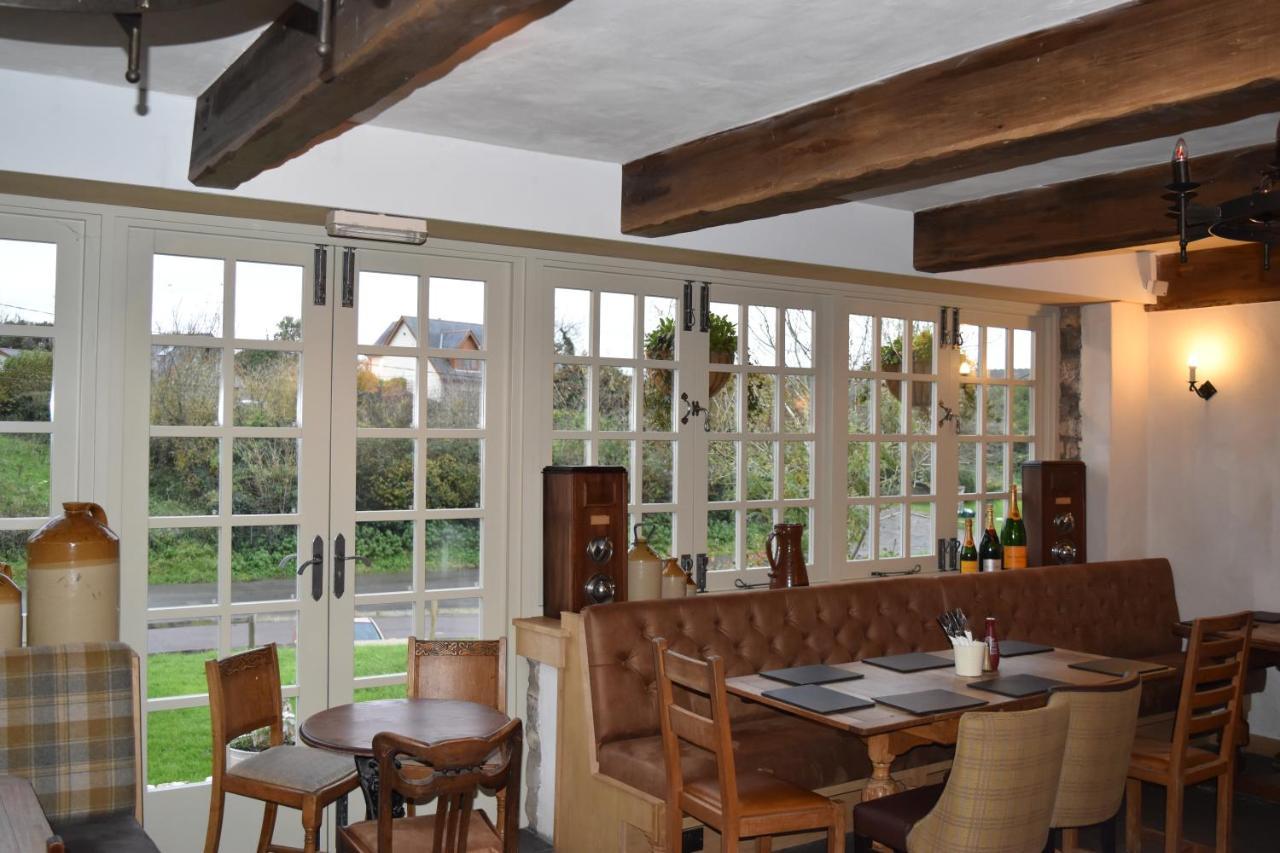 Three Horseshoes Country Inn Barry Luaran gambar