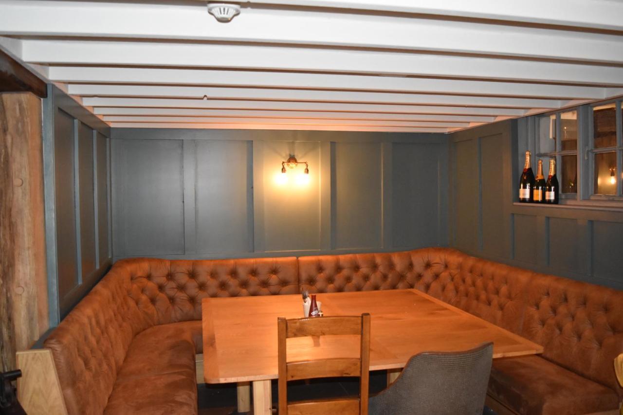 Three Horseshoes Country Inn Barry Luaran gambar